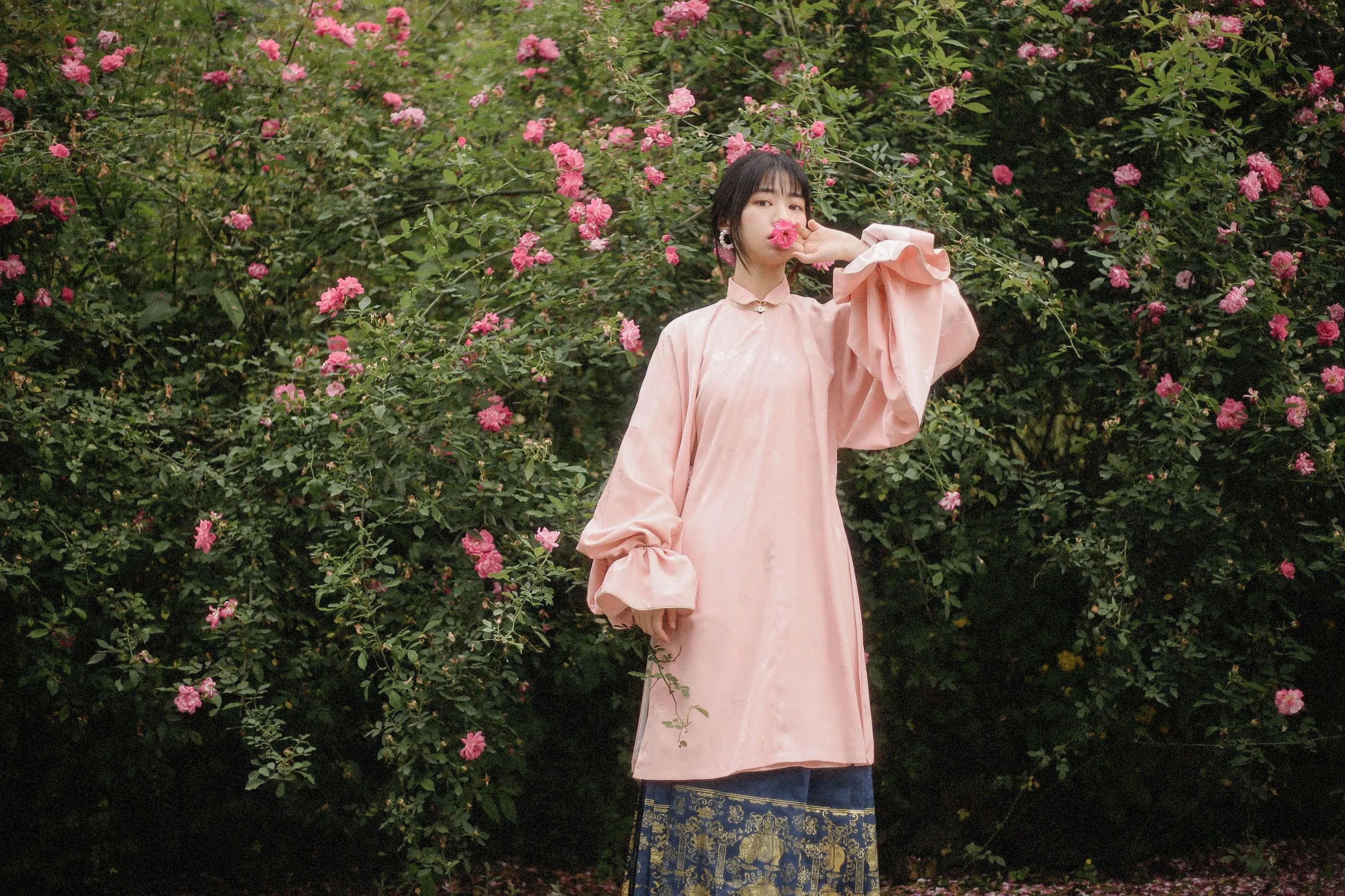 [YITUYU艺图语]2022.09.22 蔷薇花开 panniling [30P]插图5